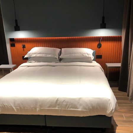 Materiaprima Camere-Rooms Mantova Eksteriør bilde